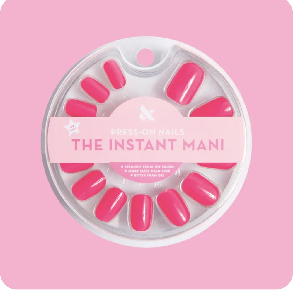 HOT STRAWBERRY | Olive and June | Hotโ Pink, Short, Squoval